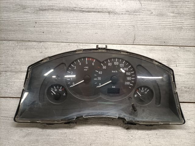 bontott OPEL MERIVA A Kilométeróra