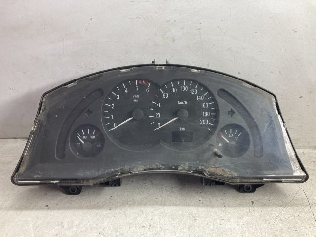 bontott OPEL MERIVA A Kilométeróra