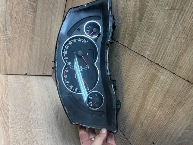 bontott OPEL MERIVA A Kilométeróra