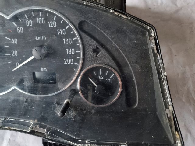 bontott OPEL MERIVA A Kilométeróra