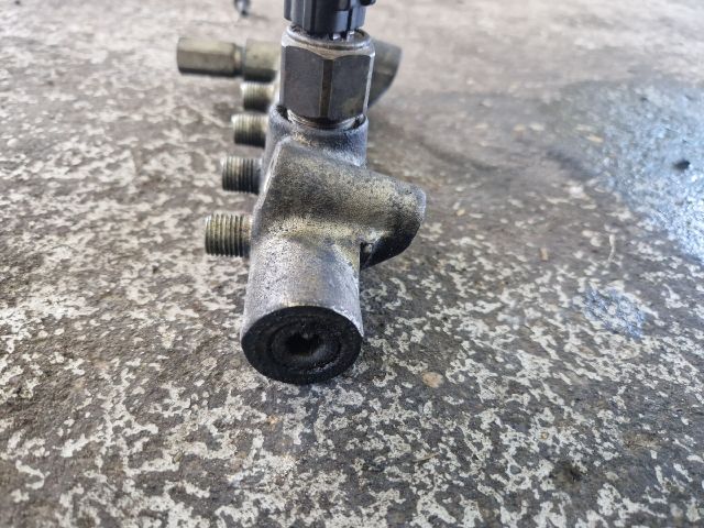 bontott OPEL MERIVA A Közösnyomócső