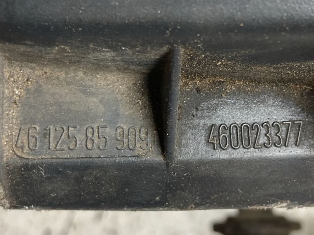 bontott OPEL MERIVA A Légszűrő Ház