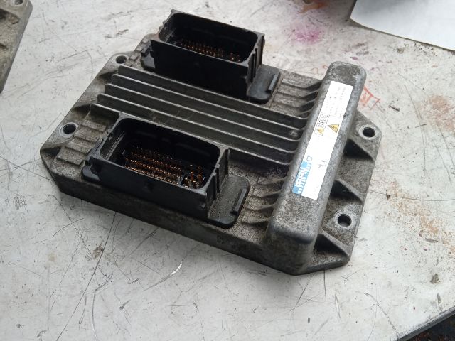 bontott OPEL MERIVA A Motorvezérlő