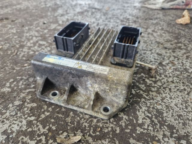 bontott OPEL MERIVA A Motorvezérlő