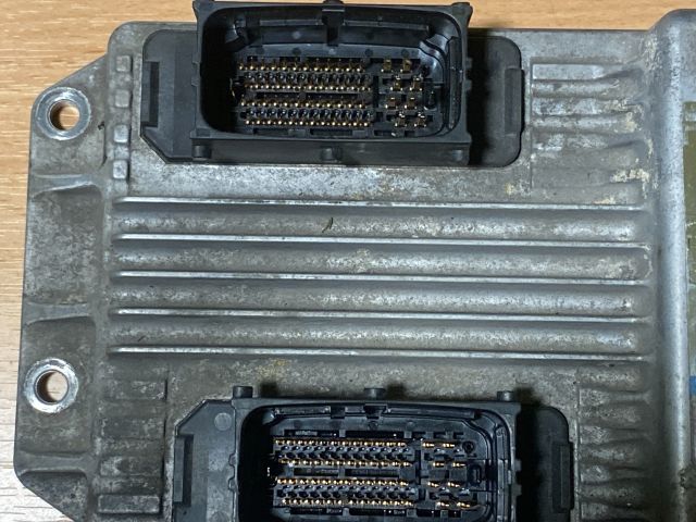 bontott OPEL MERIVA A Motorvezérlő