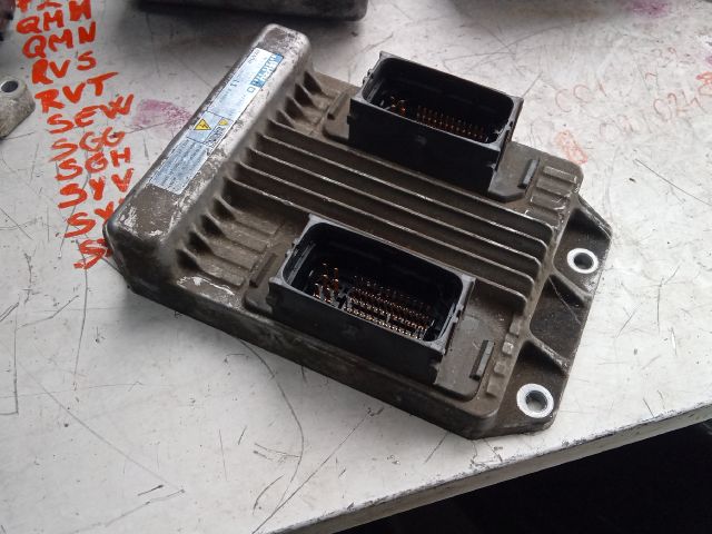 bontott OPEL MERIVA A Motorvezérlő