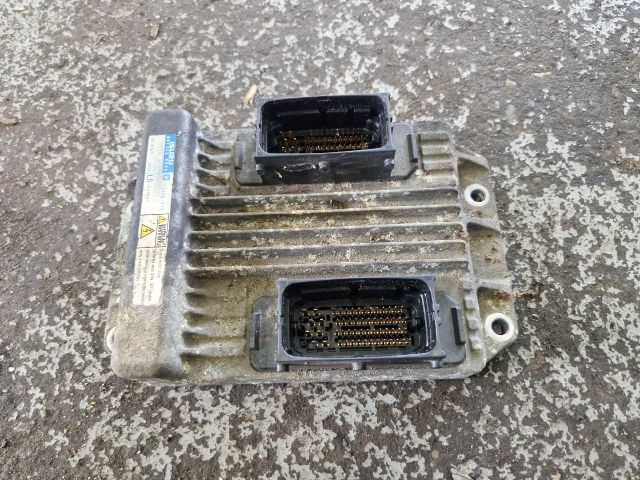 bontott OPEL MERIVA A Motorvezérlő