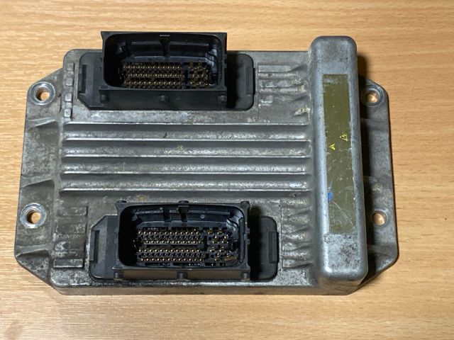 bontott OPEL MERIVA A Motorvezérlő