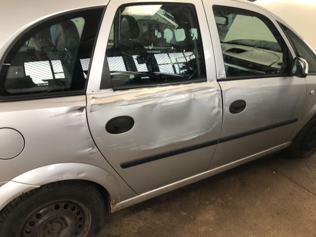 bontott OPEL MERIVA A Tank