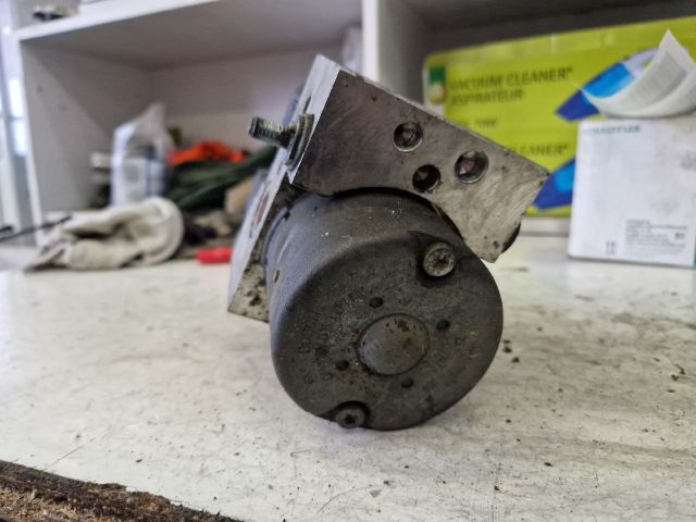 bontott OPEL MERIVA A ABS Kocka