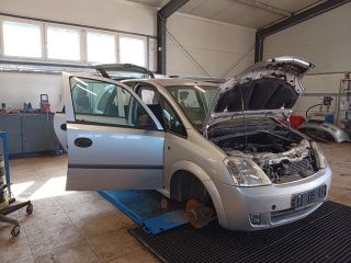 bontott OPEL MERIVA A Bal első Gólyaláb (Lengécsillapító, Rugó)