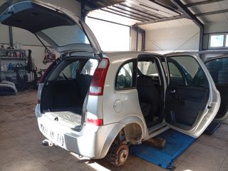 bontott OPEL MERIVA A Bal első Gólyaláb (Lengécsillapító, Rugó)