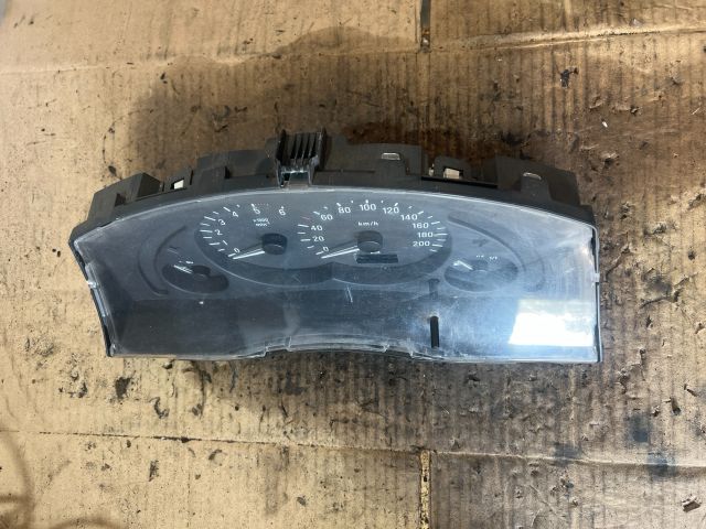 bontott OPEL MERIVA A Kilométeróra