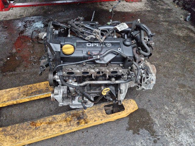 bontott OPEL MERIVA A Motor (Fűzött blokk hengerfejjel)