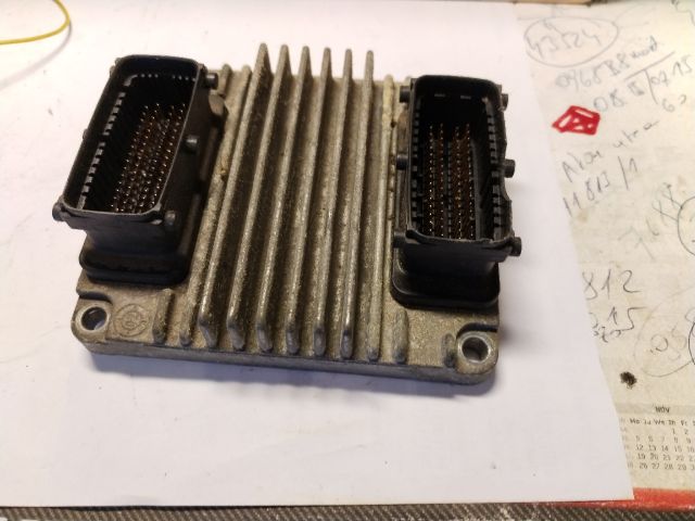 bontott OPEL MERIVA A Motorvezérlő