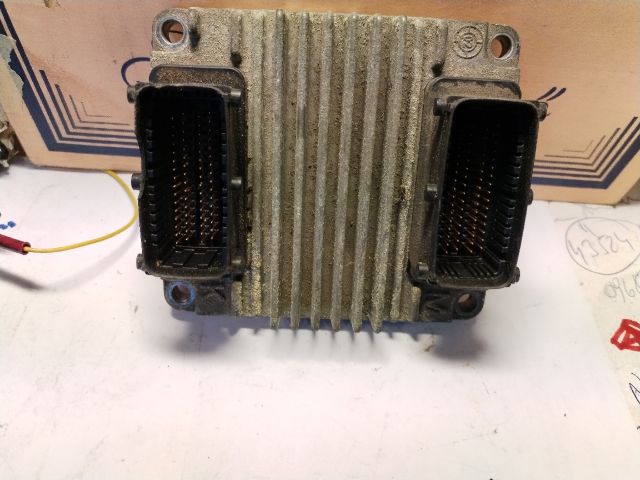 bontott OPEL MERIVA A Motorvezérlő