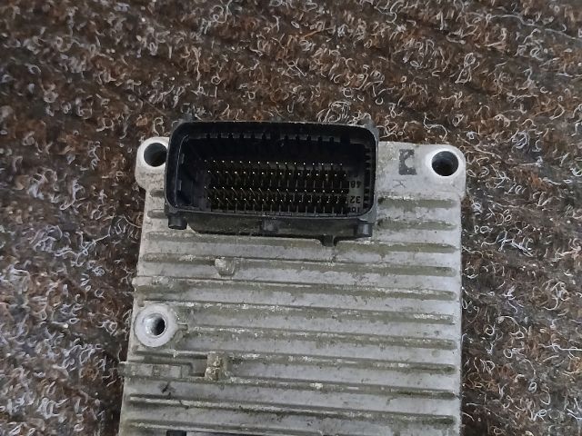 bontott OPEL MERIVA A Motorvezérlő