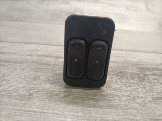 bontott OPEL MERIVA A Ablakemelő Kapcsoló Négyes / Kettes