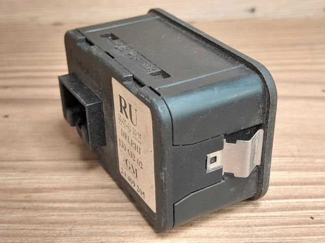 bontott OPEL MERIVA A Ablakemelő Kapcsoló Négyes / Kettes