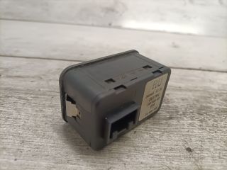 bontott OPEL MERIVA A Ablakemelő Kapcsoló Négyes / Kettes