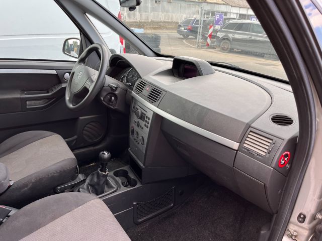 bontott OPEL MERIVA A Akkumulátor Tartó