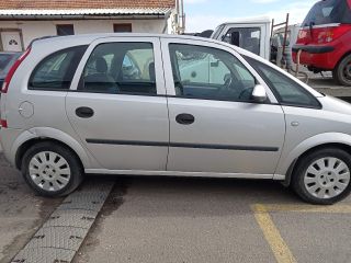 bontott OPEL MERIVA A Alufelni Szett Gumival