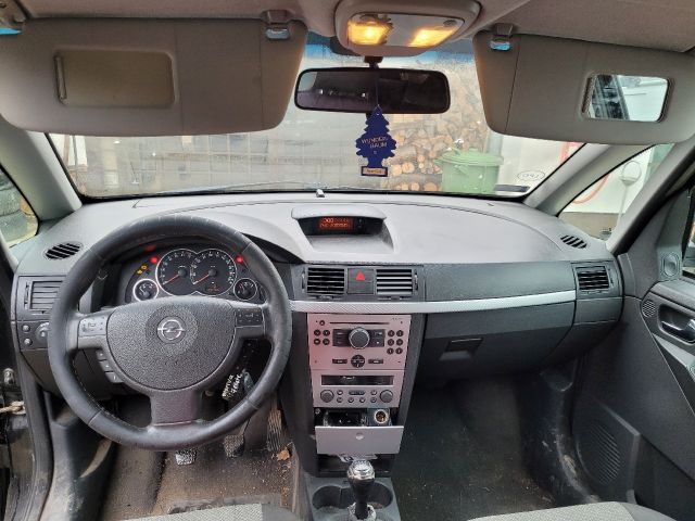 bontott OPEL MERIVA A Bal C Oszlop Burkolat