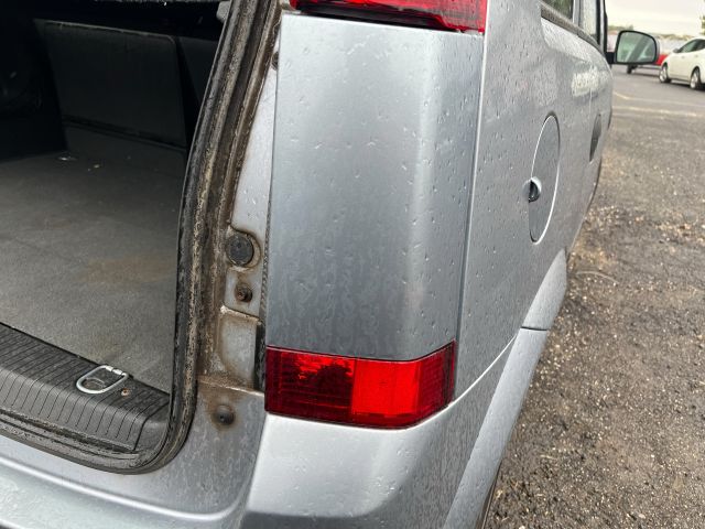 bontott OPEL MERIVA A Bal C Oszlop Burkolat