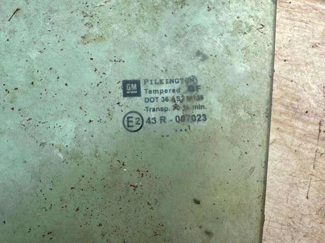 bontott OPEL MERIVA A Bal első Ablak