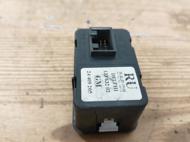 bontott OPEL MERIVA A Bal első Ablakemelő Kapcsoló