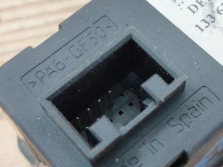 bontott OPEL MERIVA A Bal első Ablakemelő Kapcsoló