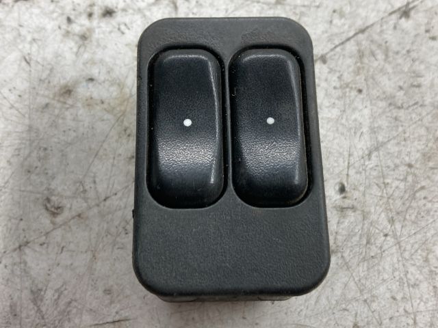 bontott OPEL MERIVA A Bal első Ablakemelő Kapcsoló