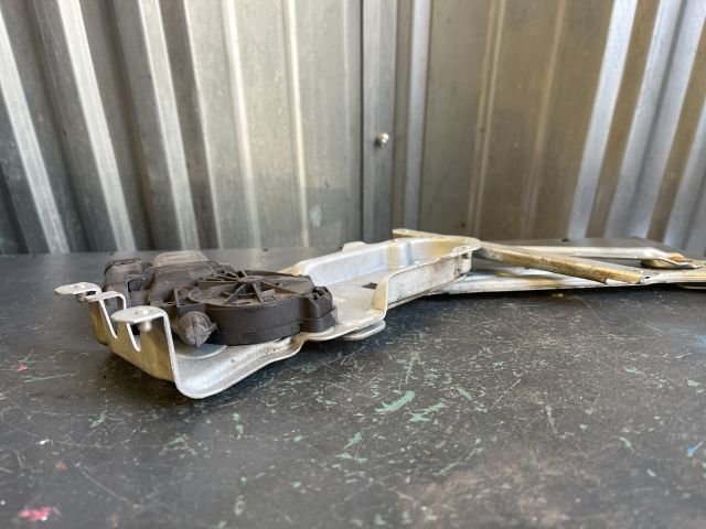 bontott OPEL MERIVA A Bal első Ablakemelő Szerkezet (Elektromos)