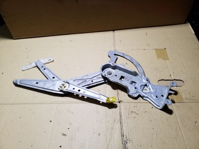 bontott OPEL MERIVA A Bal első Ablakemelő Szerkezet (Elektromos)