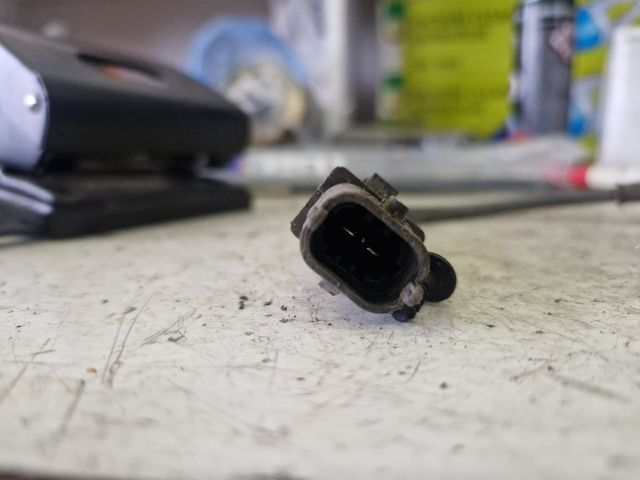 bontott OPEL MERIVA A Bal első ABS Jeladó