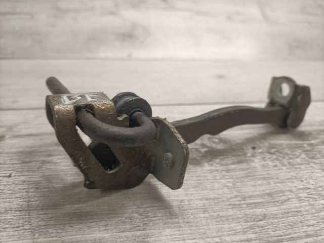 bontott OPEL MERIVA A Bal első Ajtóhatároló