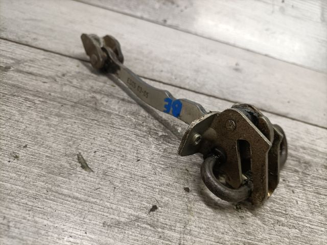 bontott OPEL MERIVA A Bal első Ajtóhatároló