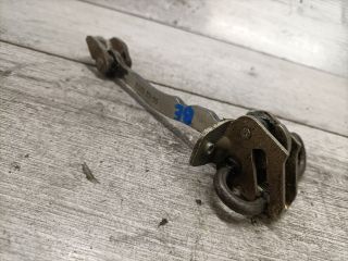 bontott OPEL MERIVA A Bal első Ajtóhatároló