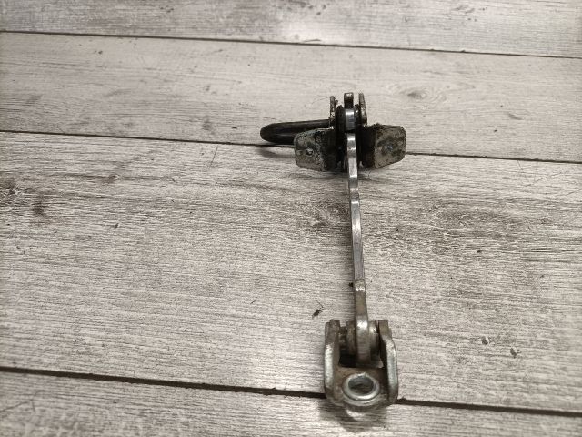 bontott OPEL MERIVA A Bal első Ajtóhatároló