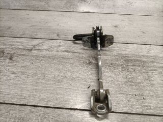 bontott OPEL MERIVA A Bal első Ajtóhatároló