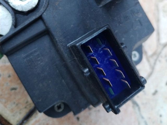 bontott OPEL MERIVA A Bal első Ajtózár