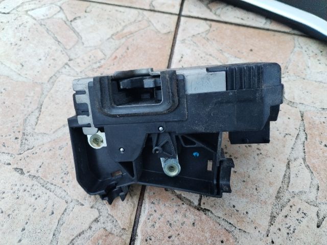 bontott OPEL MERIVA A Bal első Ajtózár