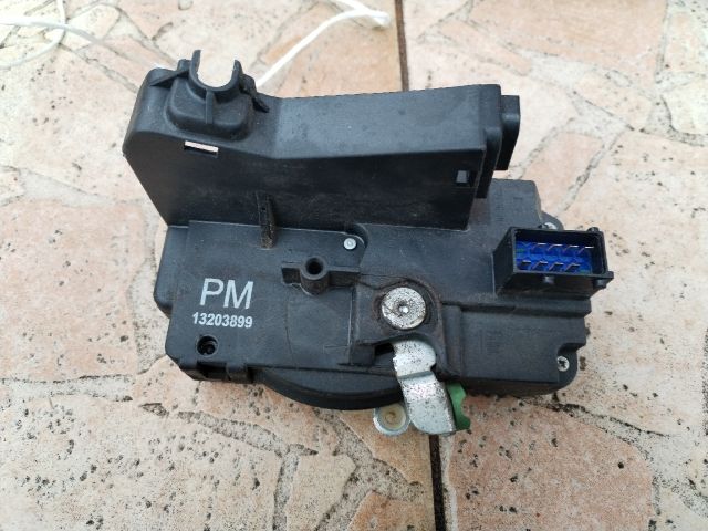 bontott OPEL MERIVA A Bal első Ajtózár