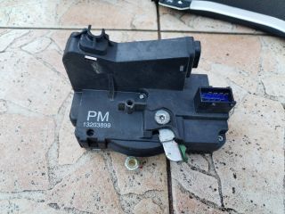 bontott OPEL MERIVA A Bal első Ajtózár