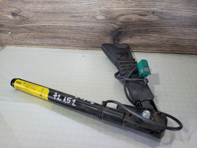 bontott OPEL MERIVA A Bal első Biztonsági Öv Csat