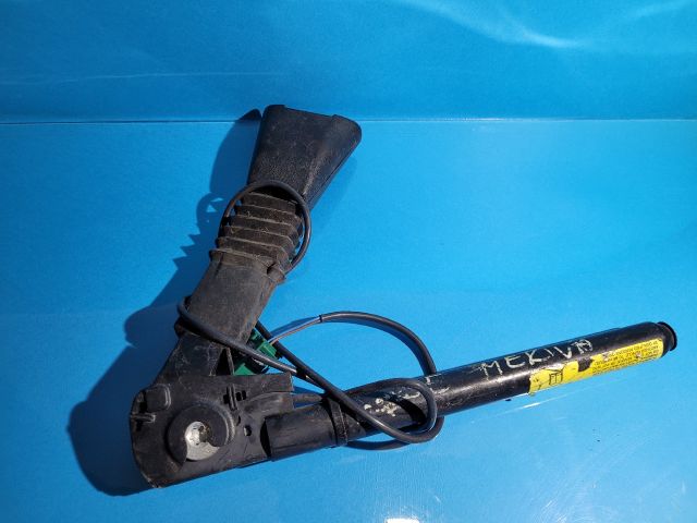 bontott OPEL MERIVA A Bal első Biztonsági Öv Csat