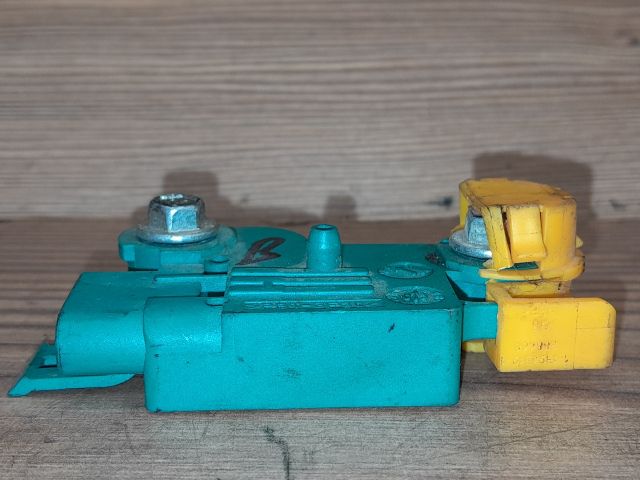 bontott OPEL MERIVA A Bal első Oldal Ütközés Érzékelő