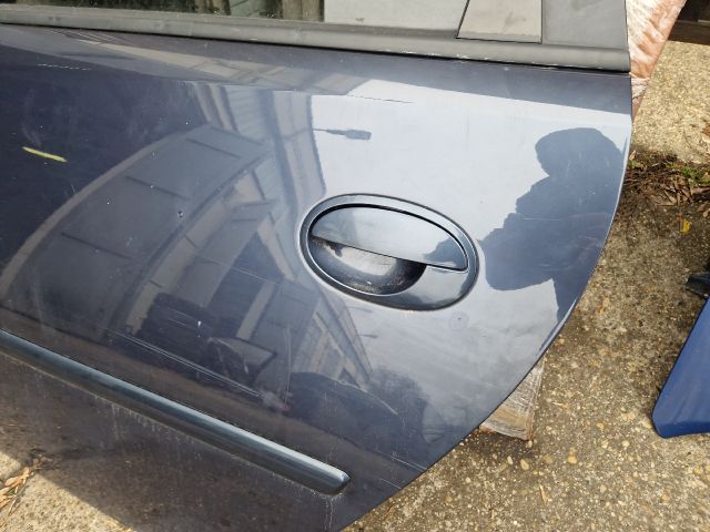 bontott OPEL MERIVA A Bal hátsó Ajtó (Részeivel)
