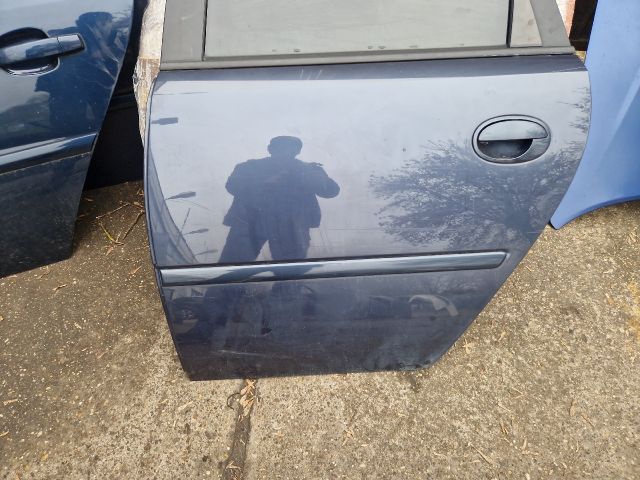 bontott OPEL MERIVA A Bal hátsó Ajtó (Részeivel)