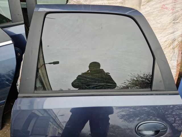 bontott OPEL MERIVA A Bal hátsó Ajtó (Részeivel)